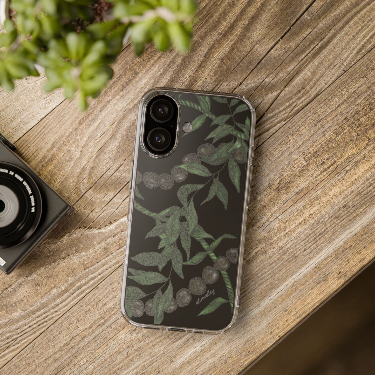 Kukui Nut, Maile and Ti Leaf Lei CLEAR Case
