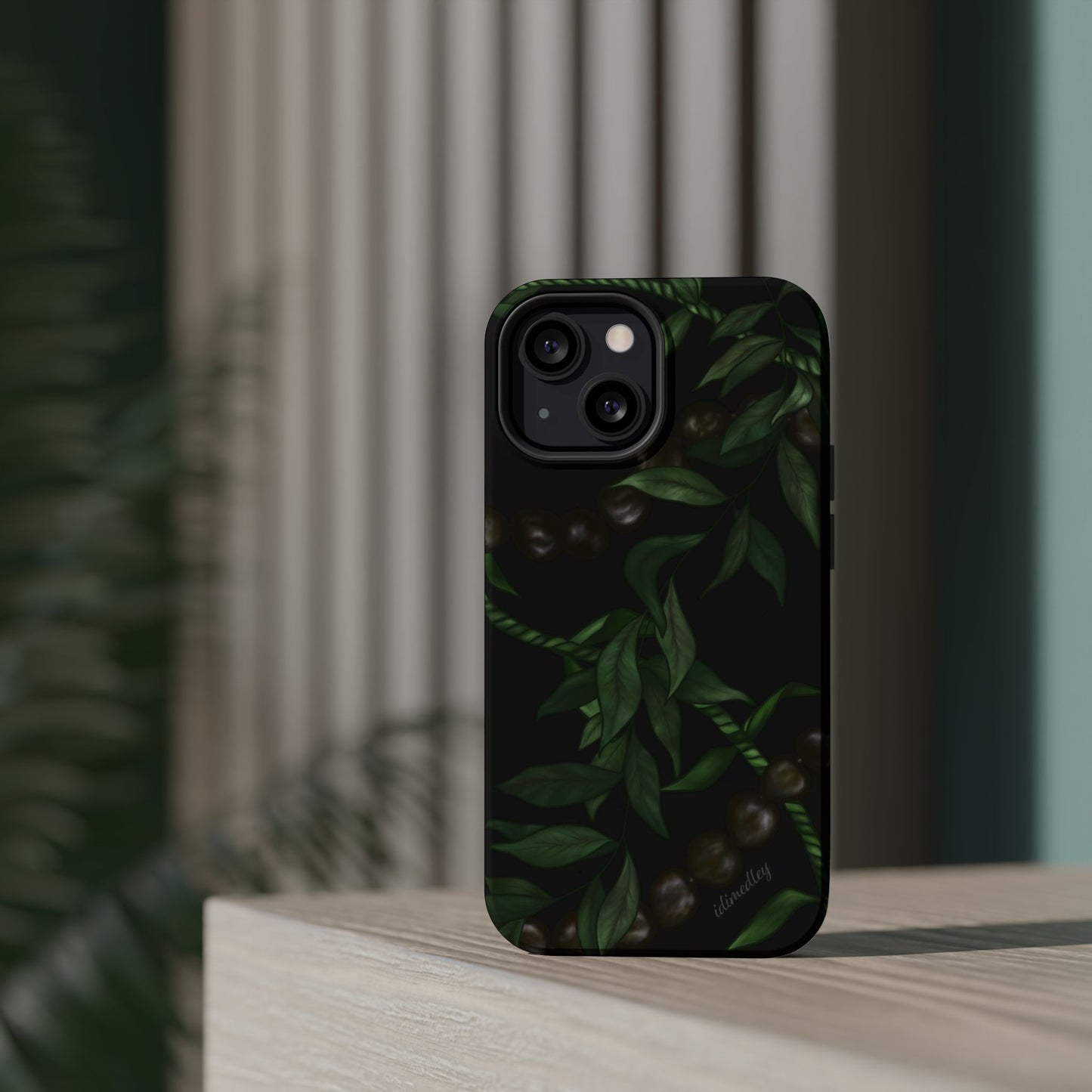 Kukui Nut, Maile, Ti Leaf Lei (Black), MAGSAFE