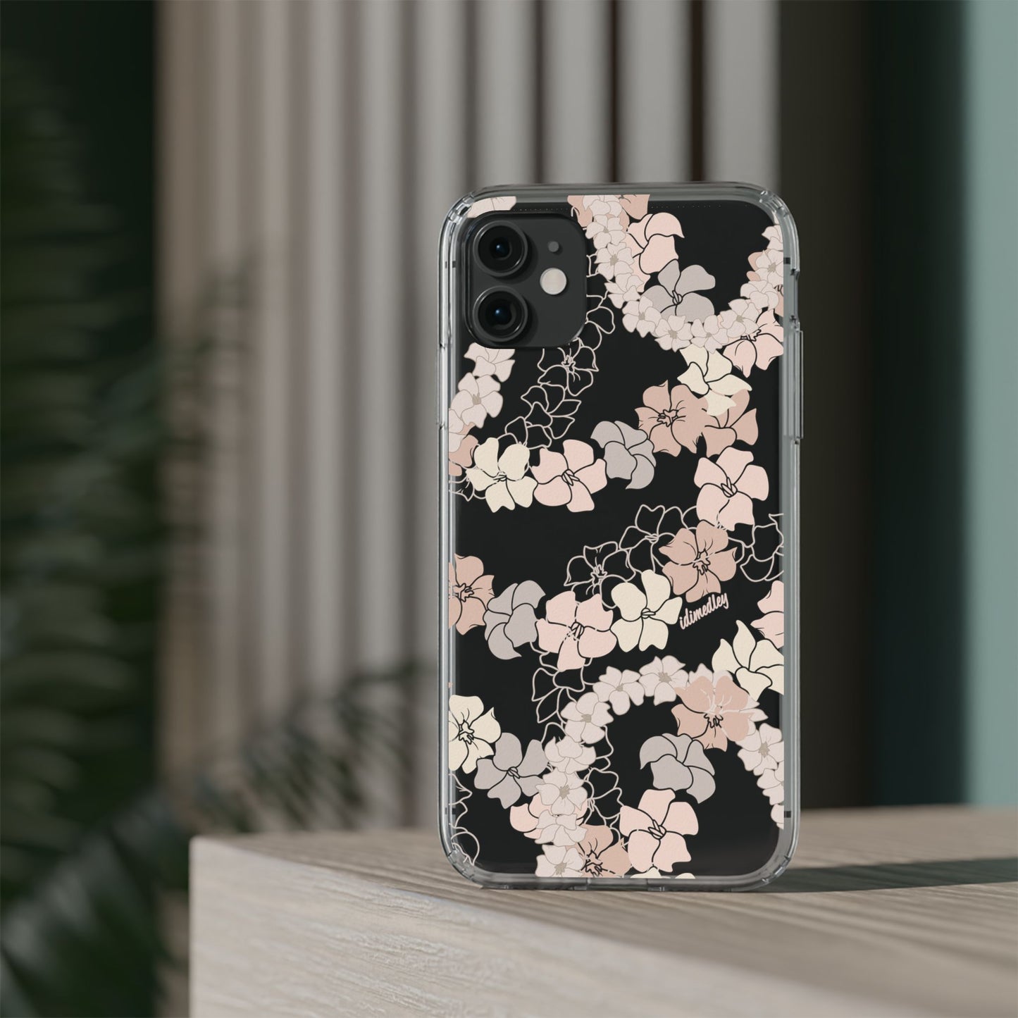 Puakenikeni En Face Flower Leis (Peachy Pinks) CLEAR Case