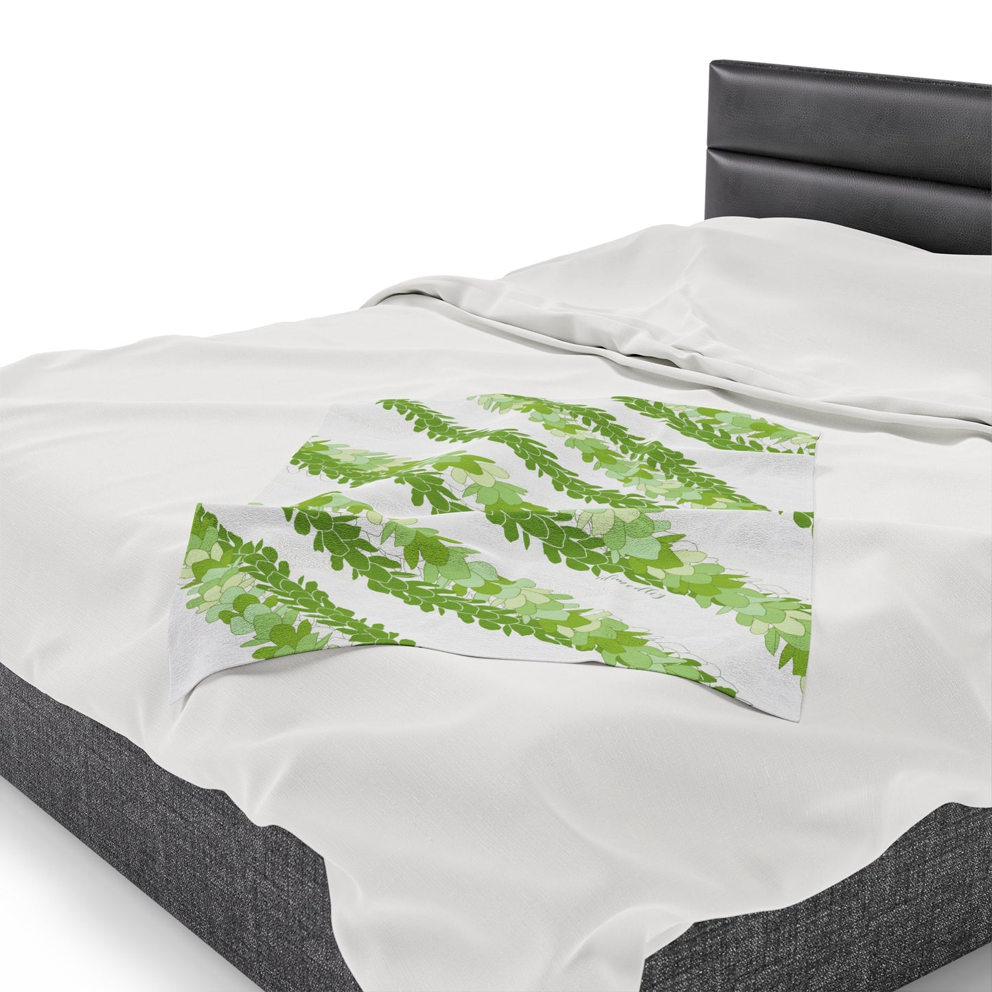 Velveteen Blanket- Pakalana Twirls