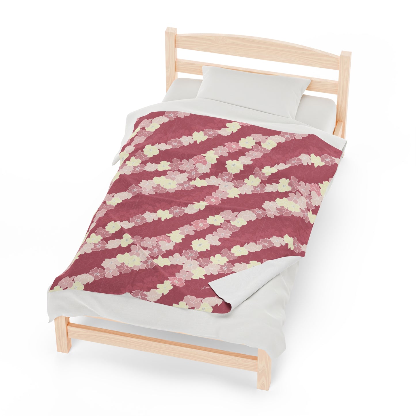 Velveteen Blanket- Puakenikeni En Face Flower Leis (Fruit Punch Pinks)