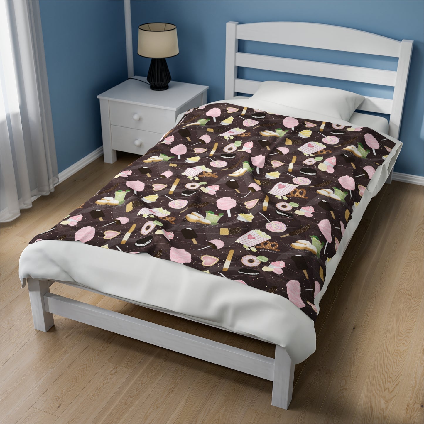 Velveteen Blanket- Happiest Park Snacks (Chocolate Brown)