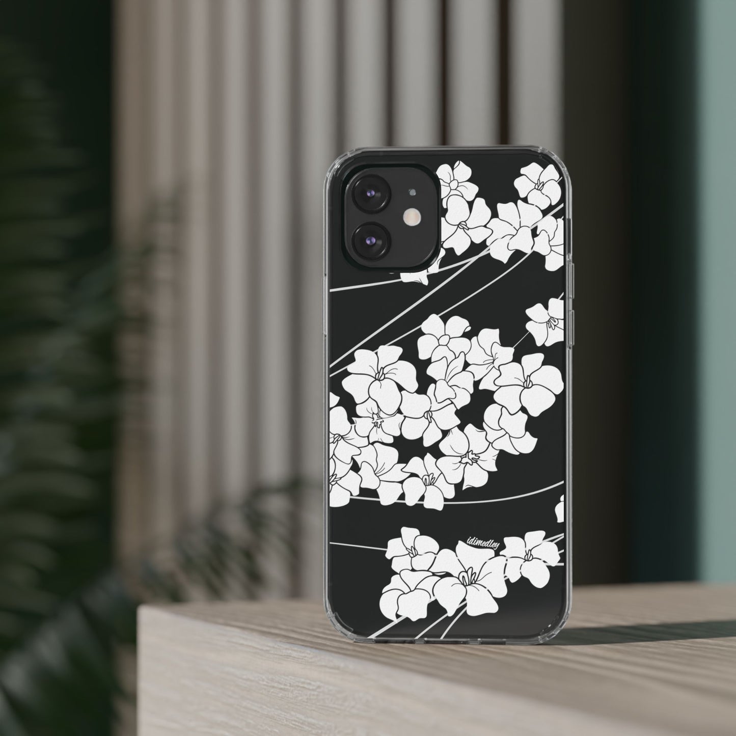Puakenikeni En Face Flower Swirls (White) CLEAR Case