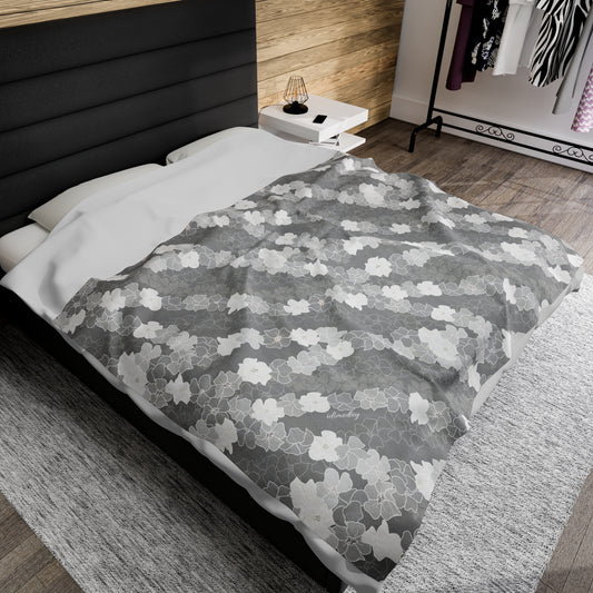 Velveteen Blanket- Puakenikeni En Face Flower Leis (Gray)