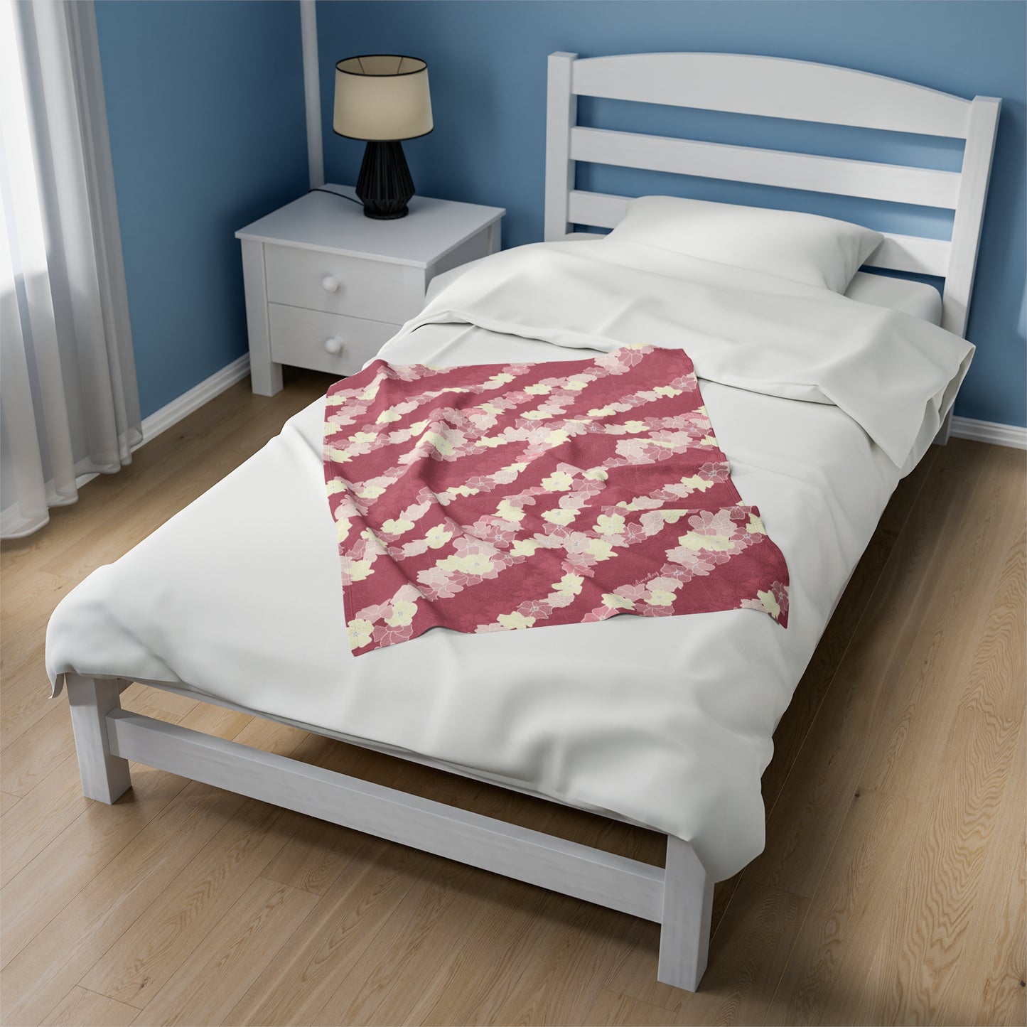 Velveteen Blanket- Puakenikeni En Face Flower Leis (Fruit Punch Pinks)