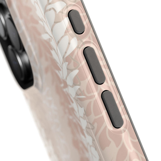 White Ginger Lei Kisses in Peach, MAGSAFE