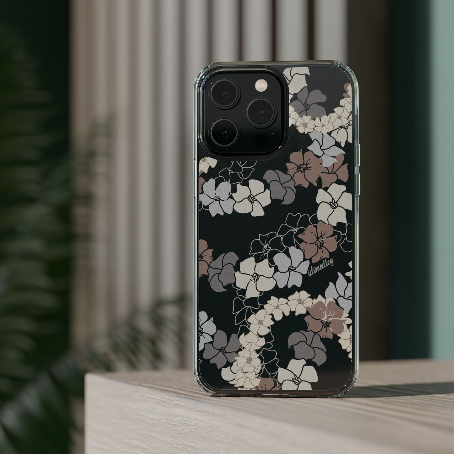 Puakenikeni En Face Flower Leis (Brown and Gray Neutrals) CLEAR Case