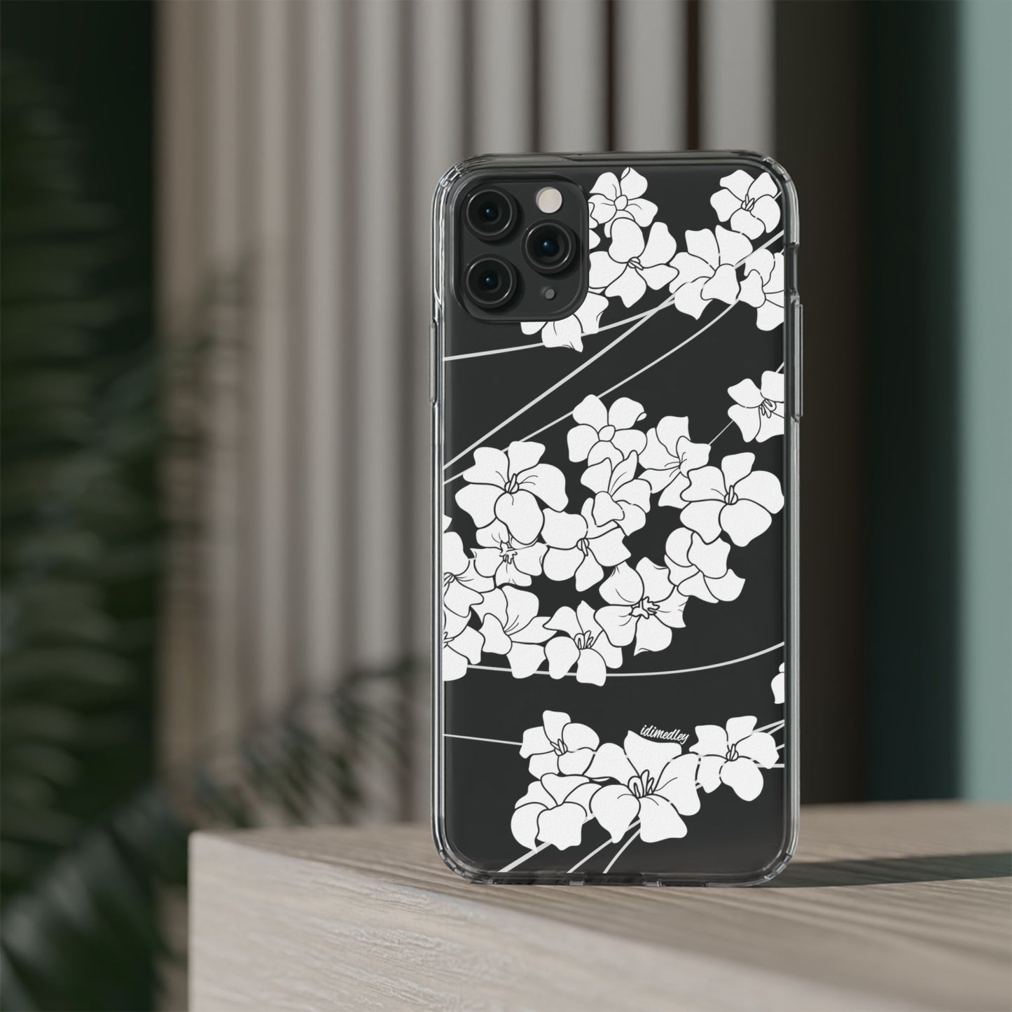 Puakenikeni En Face Flower Swirls (White) CLEAR Case