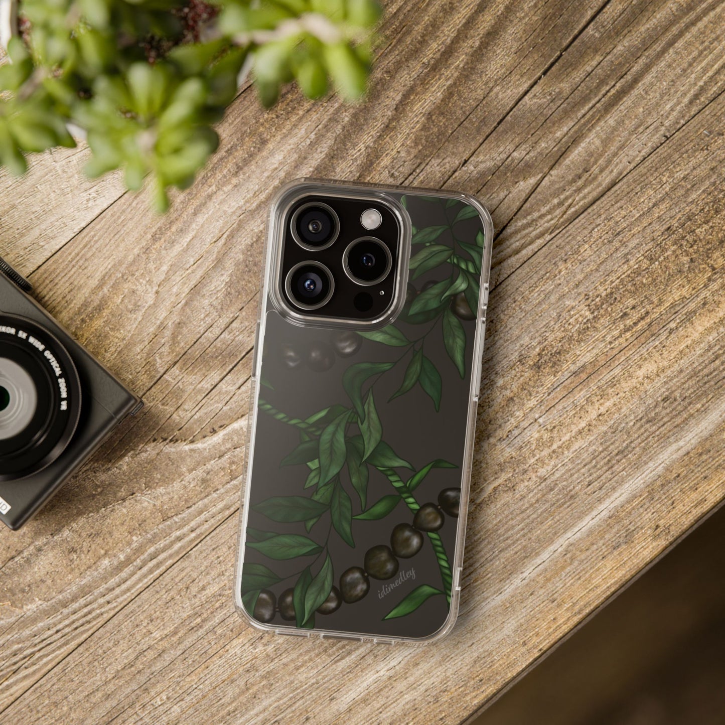 Kukui Nut, Maile and Ti Leaf Lei CLEAR Case