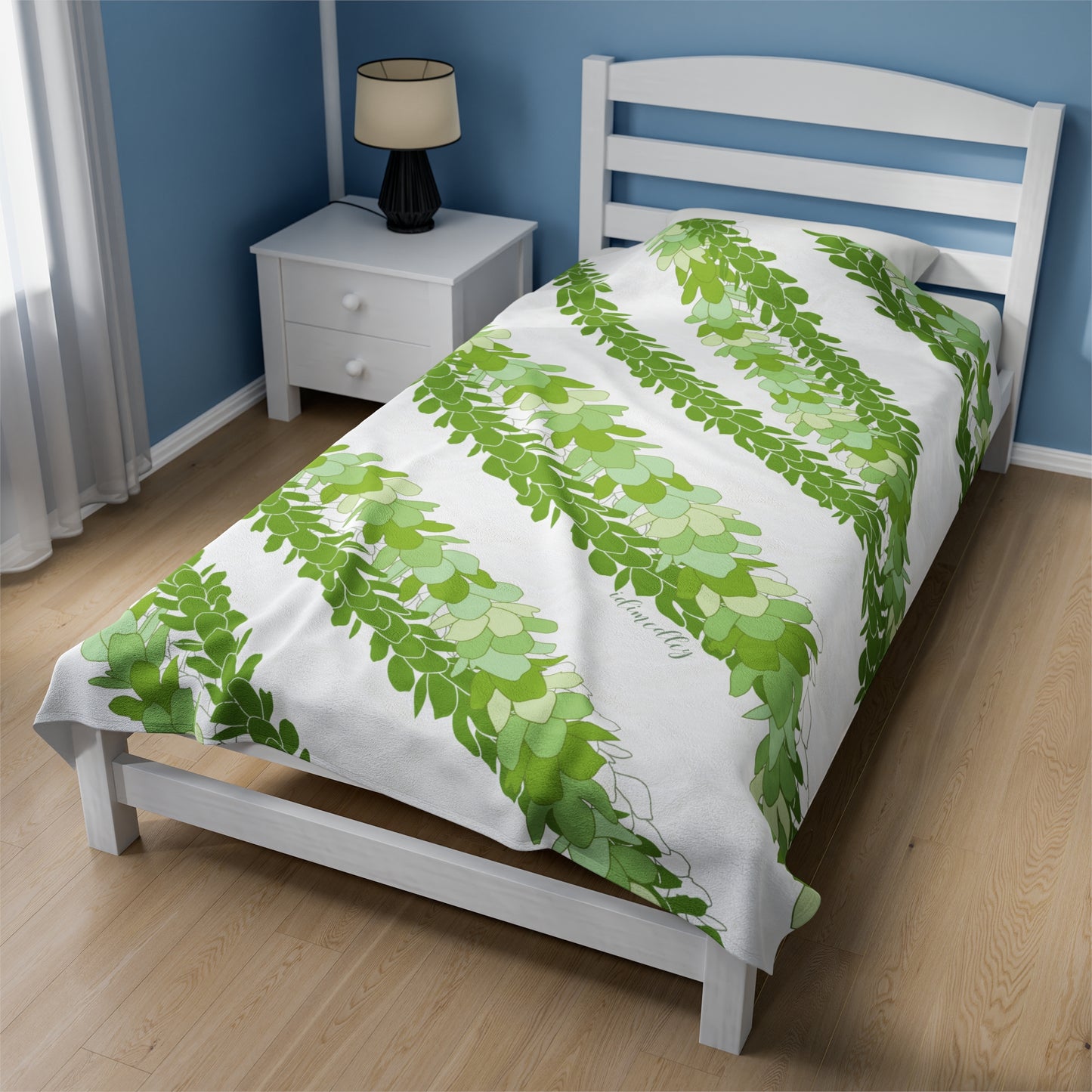 Velveteen Blanket- Pakalana Twirls