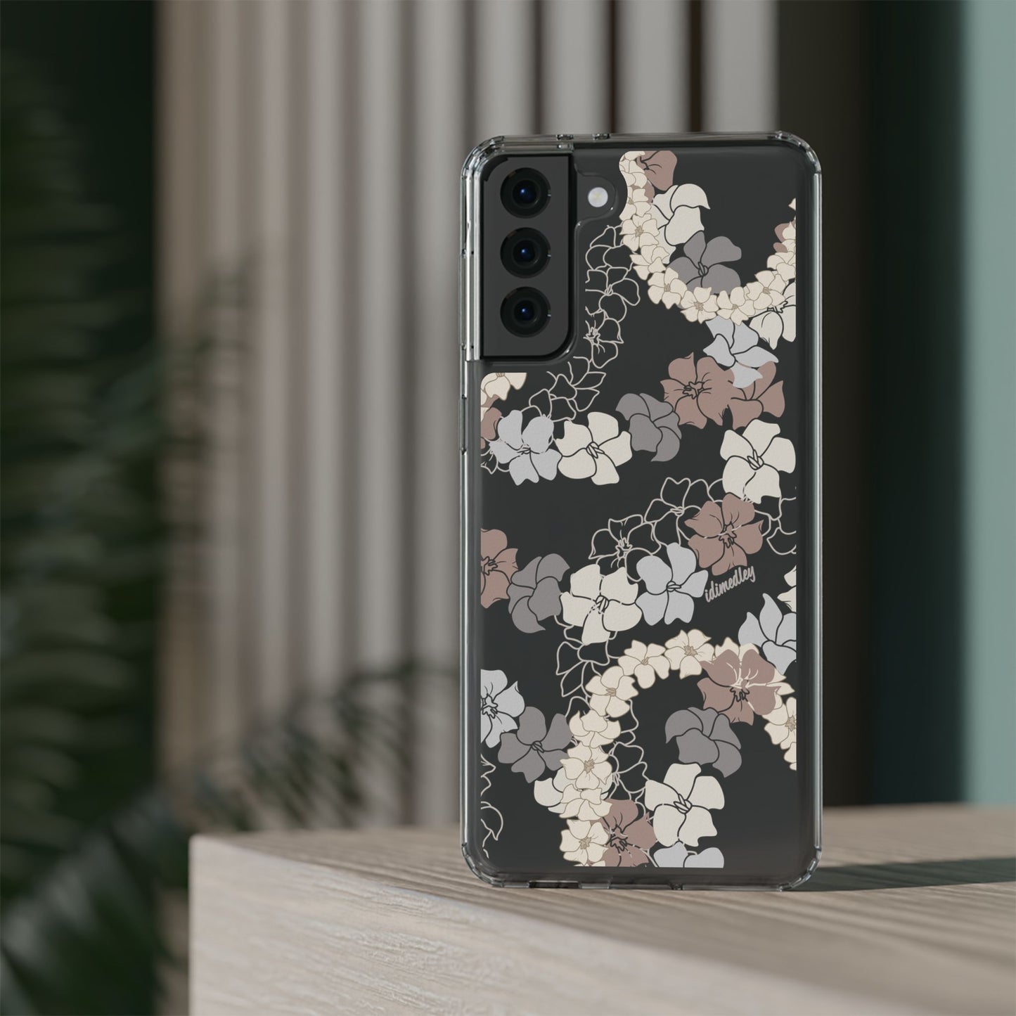 Puakenikeni En Face Flower Leis (Brown and Gray Neutrals) CLEAR Case