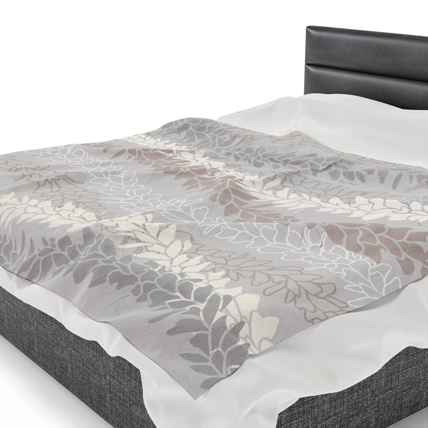 Velveteen Blanket- White Ginger Kisses (Gray)
