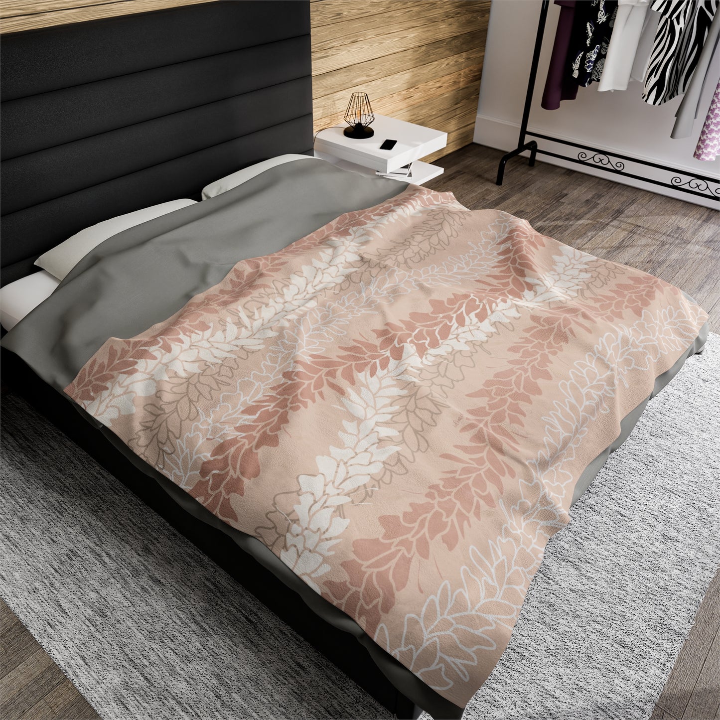 Velveteen Blanket- Hawaiian Awapuhi White Ginger Lei (Peach)