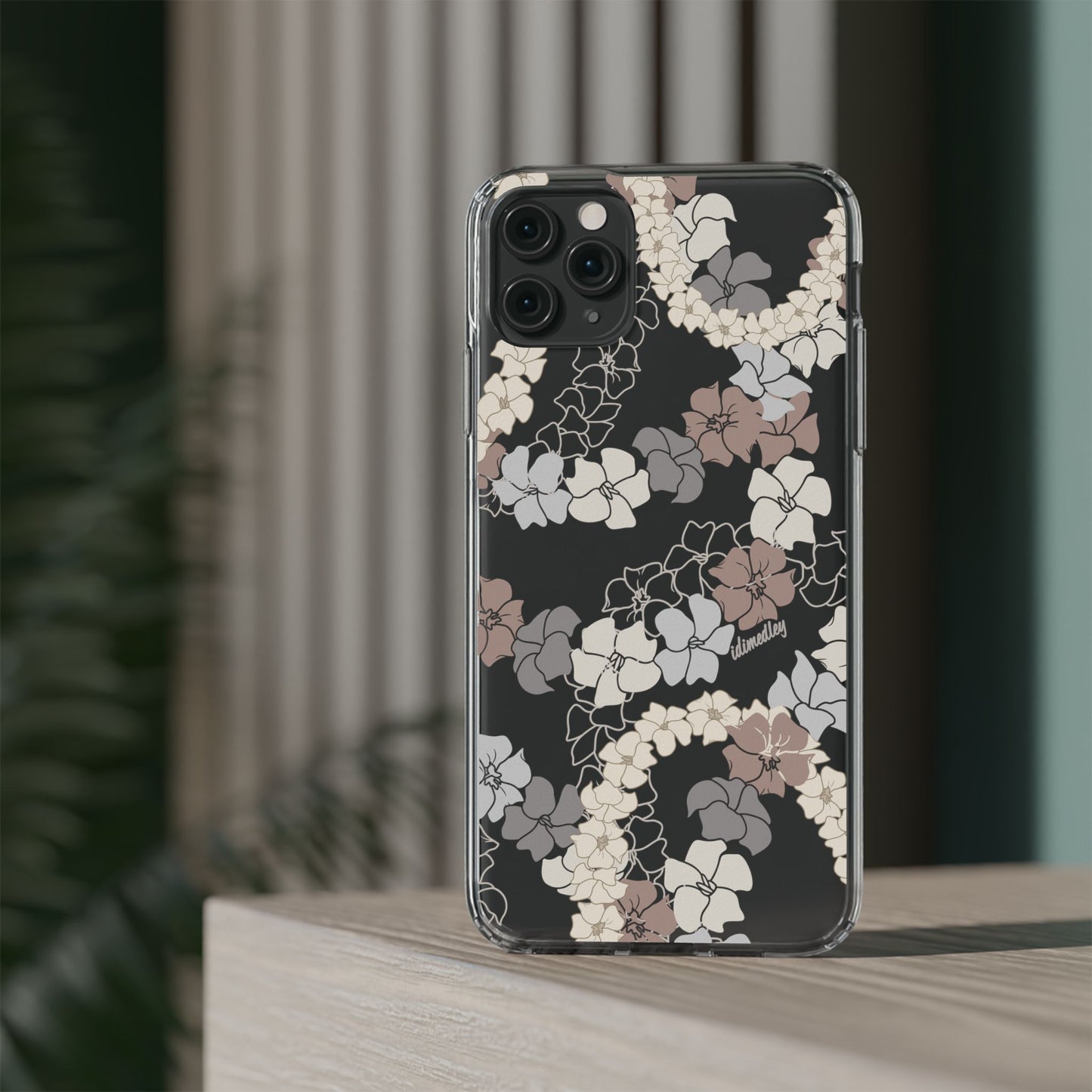 Puakenikeni En Face Flower Leis (Brown and Gray Neutrals) CLEAR Case