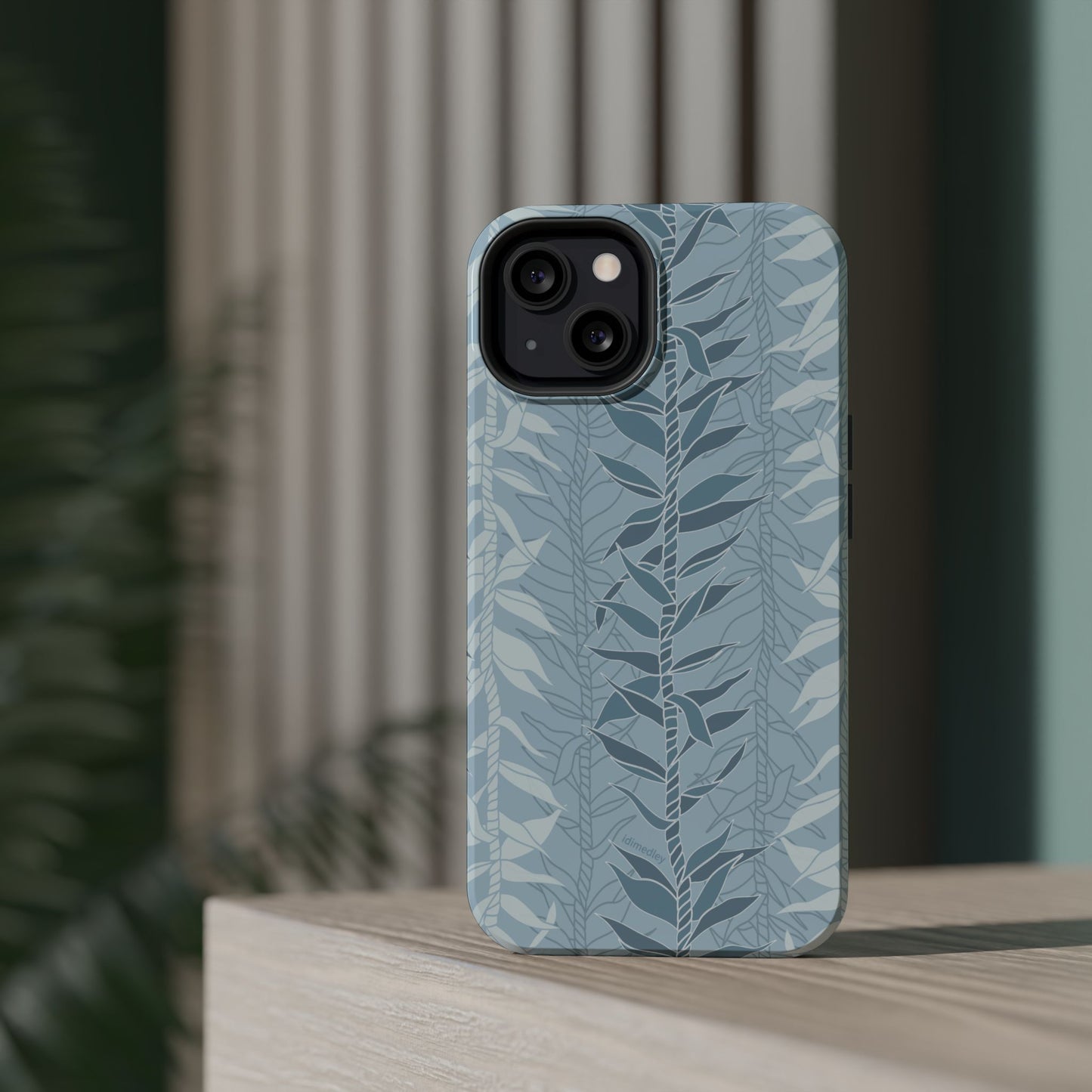 Ti Leaf Lucky Lei (Steel Blue), MAGSAFE