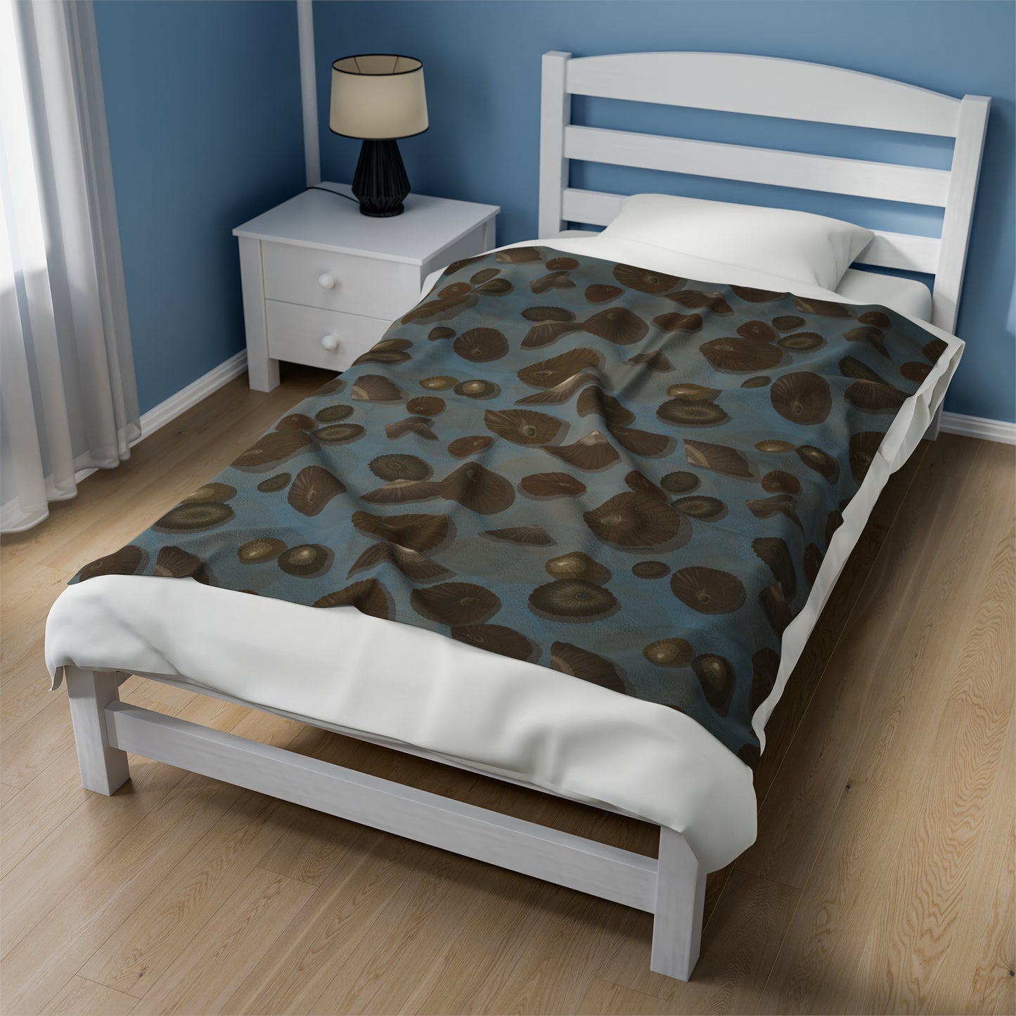 Velveteen Blanket- Lil Opihi (Blue)