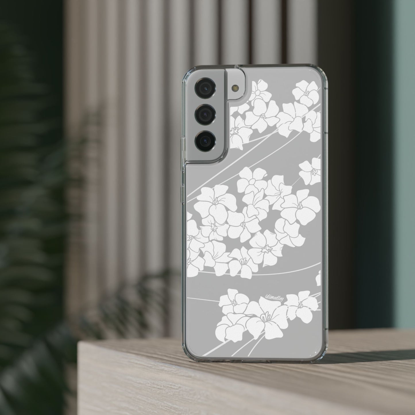 Puakenikeni En Face Flower Swirls (White) CLEAR Case