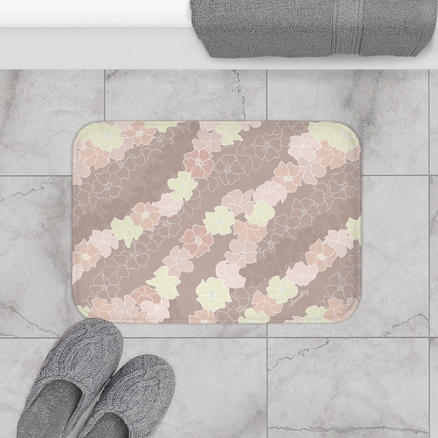 Bath Mat- Puakenikeni En Face Flower Leis (Neutral Peaches and Beige)