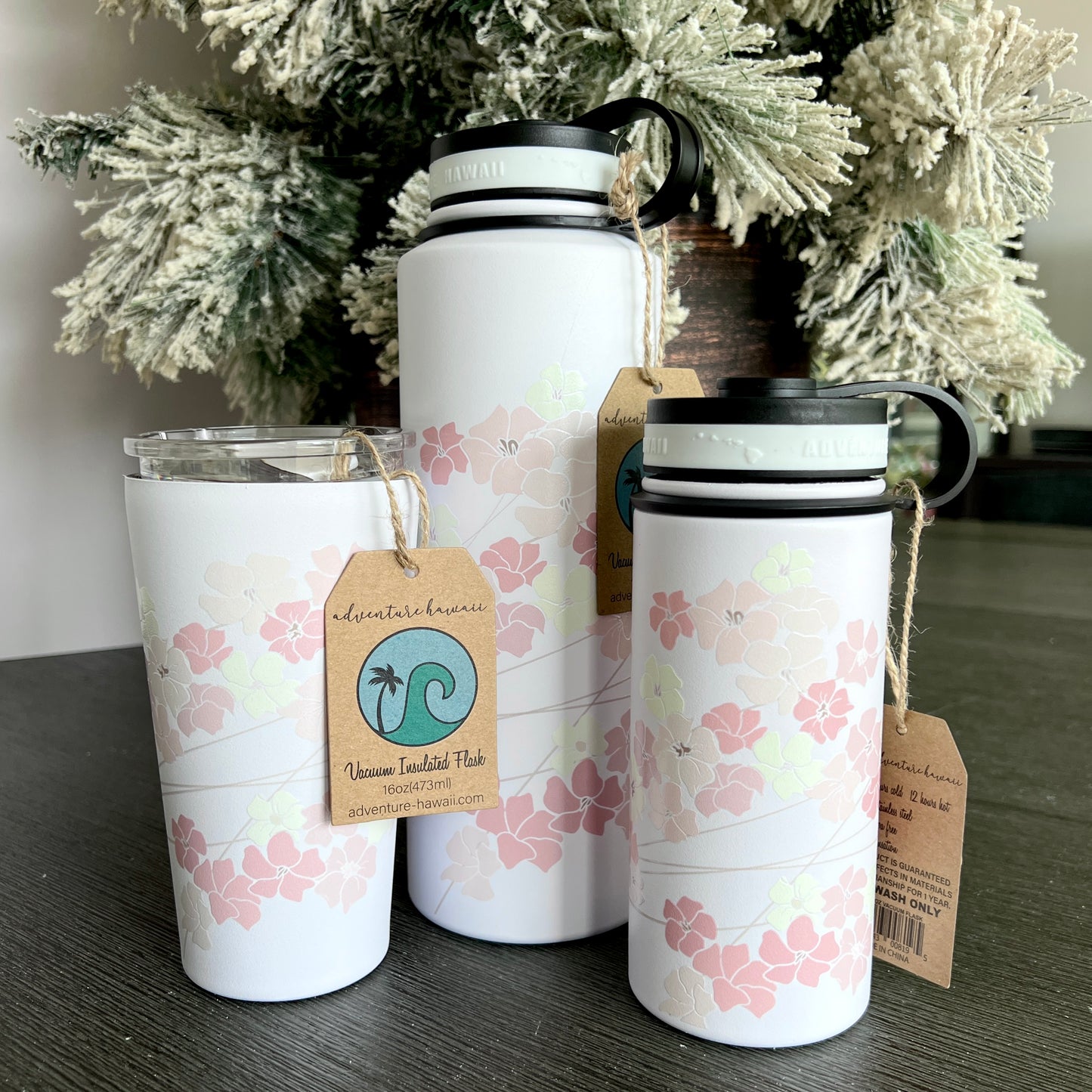 Puakenikeni En Face in Peachy Pinks, 16 oz Water Bottle