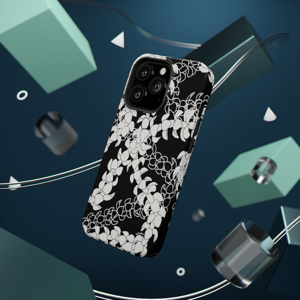 Puakenikeni Curvilinear Lei (Black)