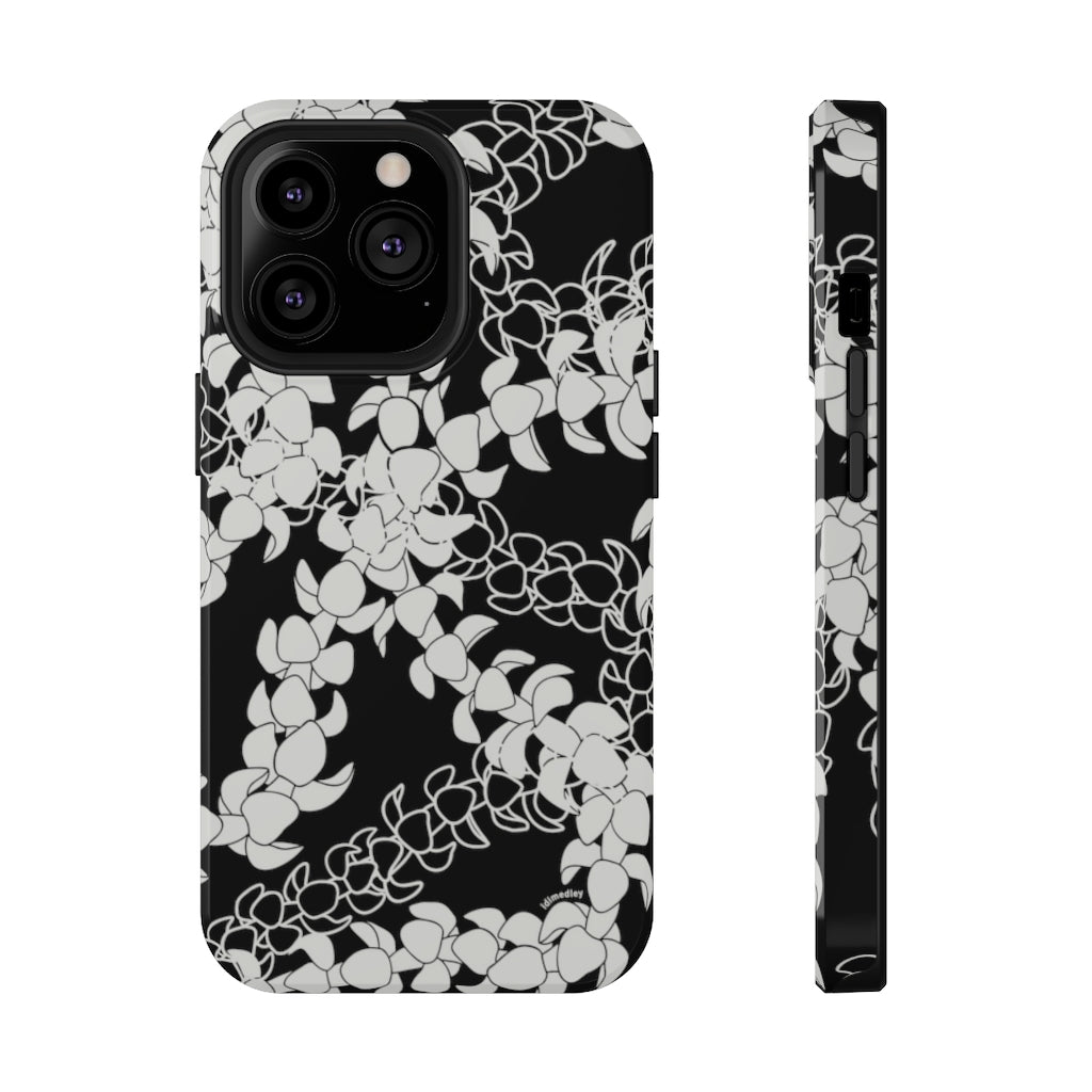 Puakenikeni Curvilinear Lei (Black)