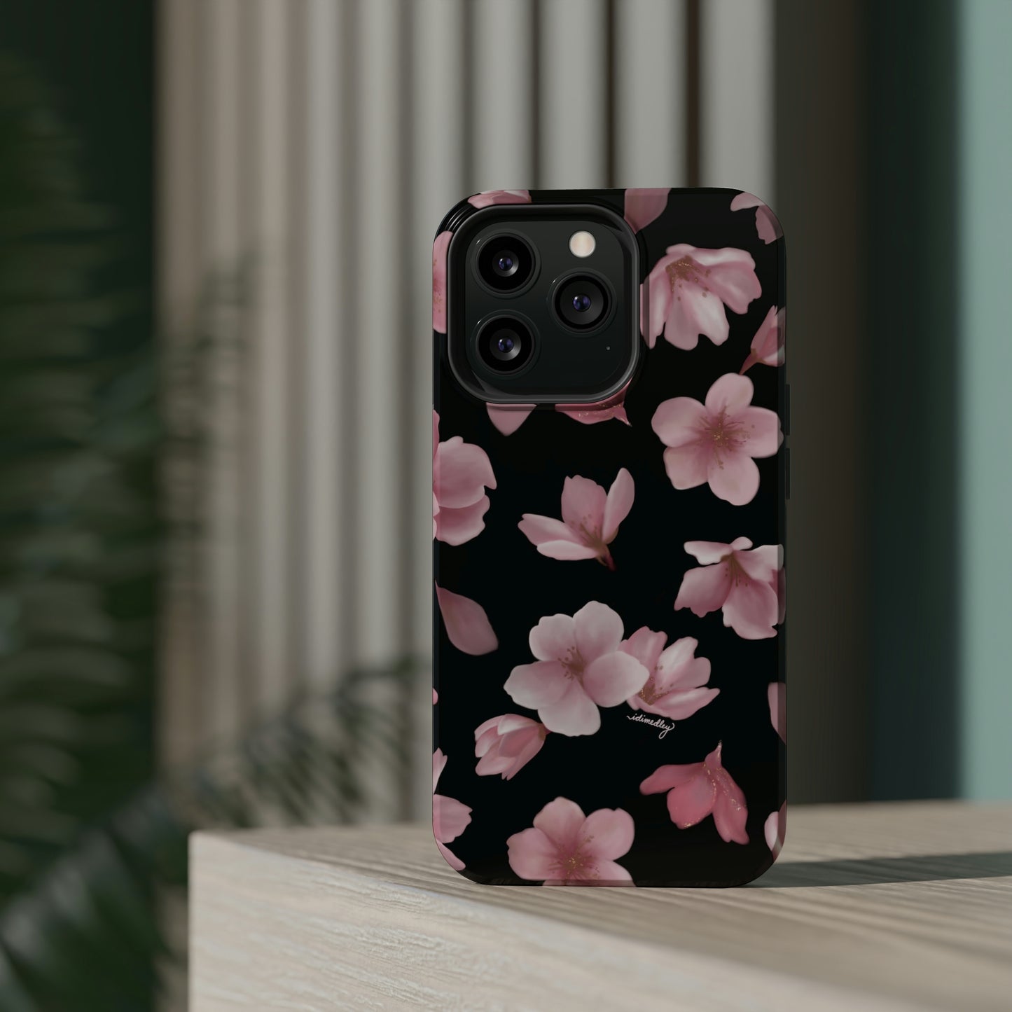 Sakura Cherry Blossoms in Spring (Black), MagSafe