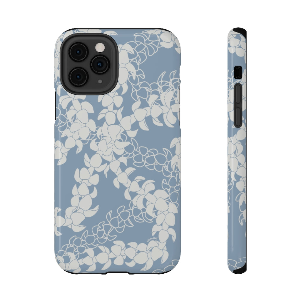 Puakenikeni Curvilinear Lei (Light Blue)