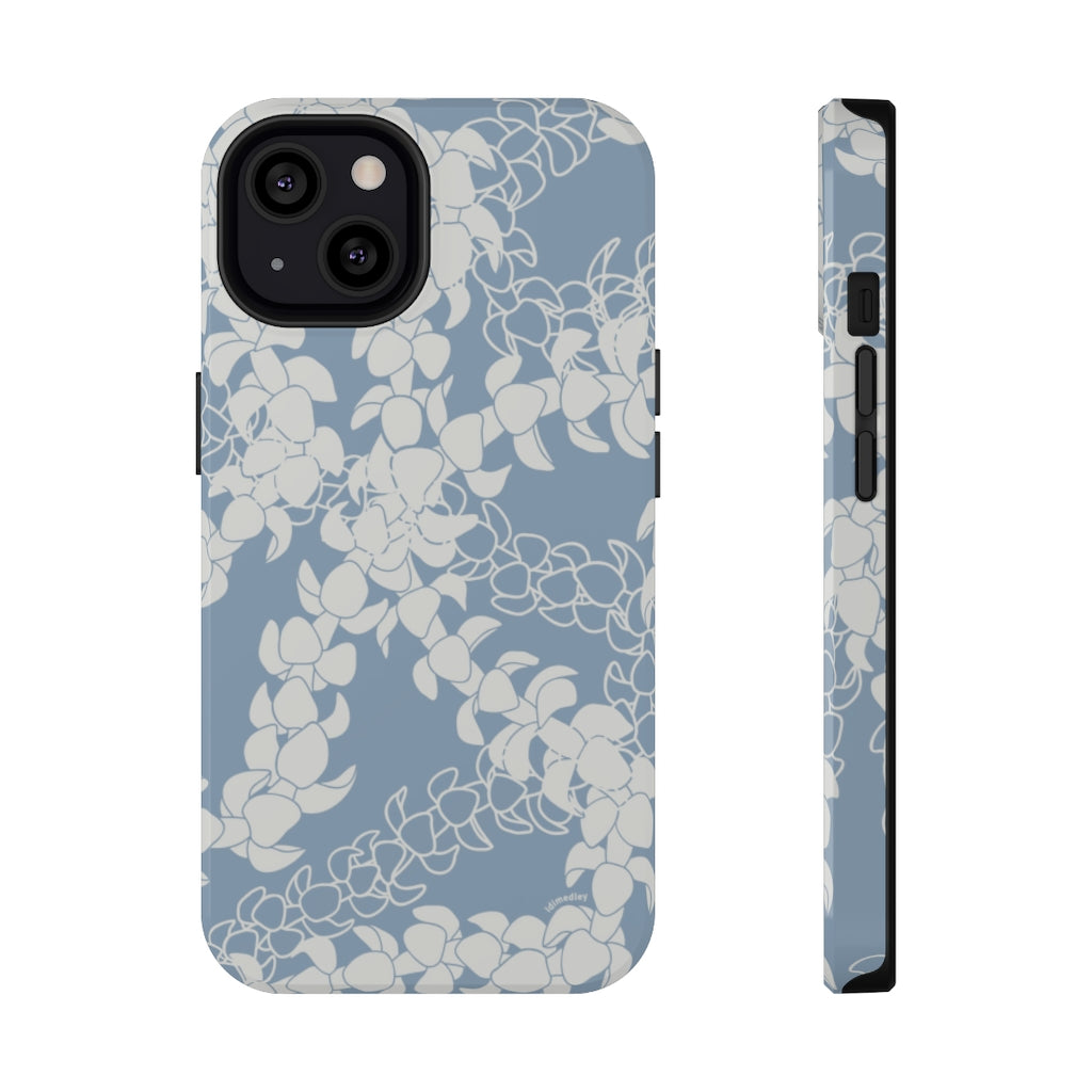 Puakenikeni Curvilinear Lei (Light Blue)