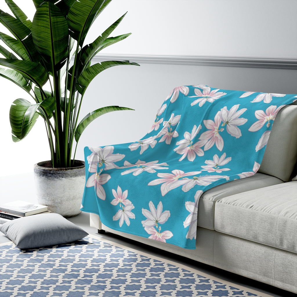 Velveteen Blanket- Naupaka Love Story (Turquoise)