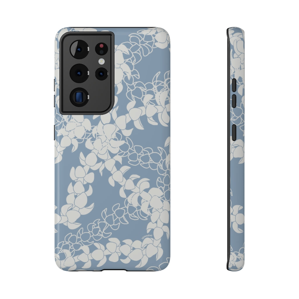 Puakenikeni Curvilinear Lei (Light Blue)