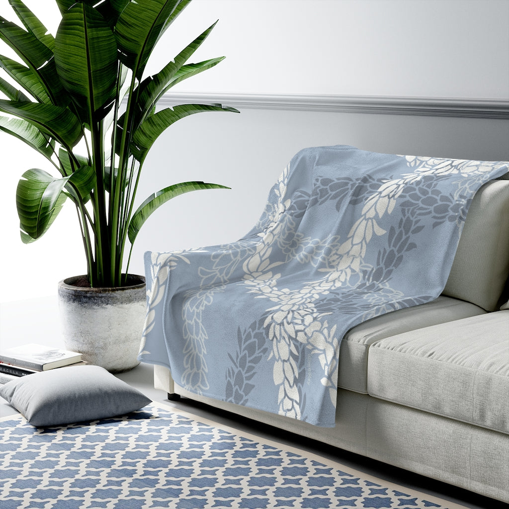 Velveteen Blanket- Pikake Wishes (Cyan Blue)