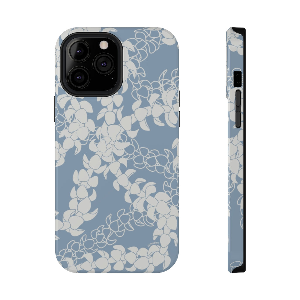 Puakenikeni Curvilinear Lei (Light Blue)