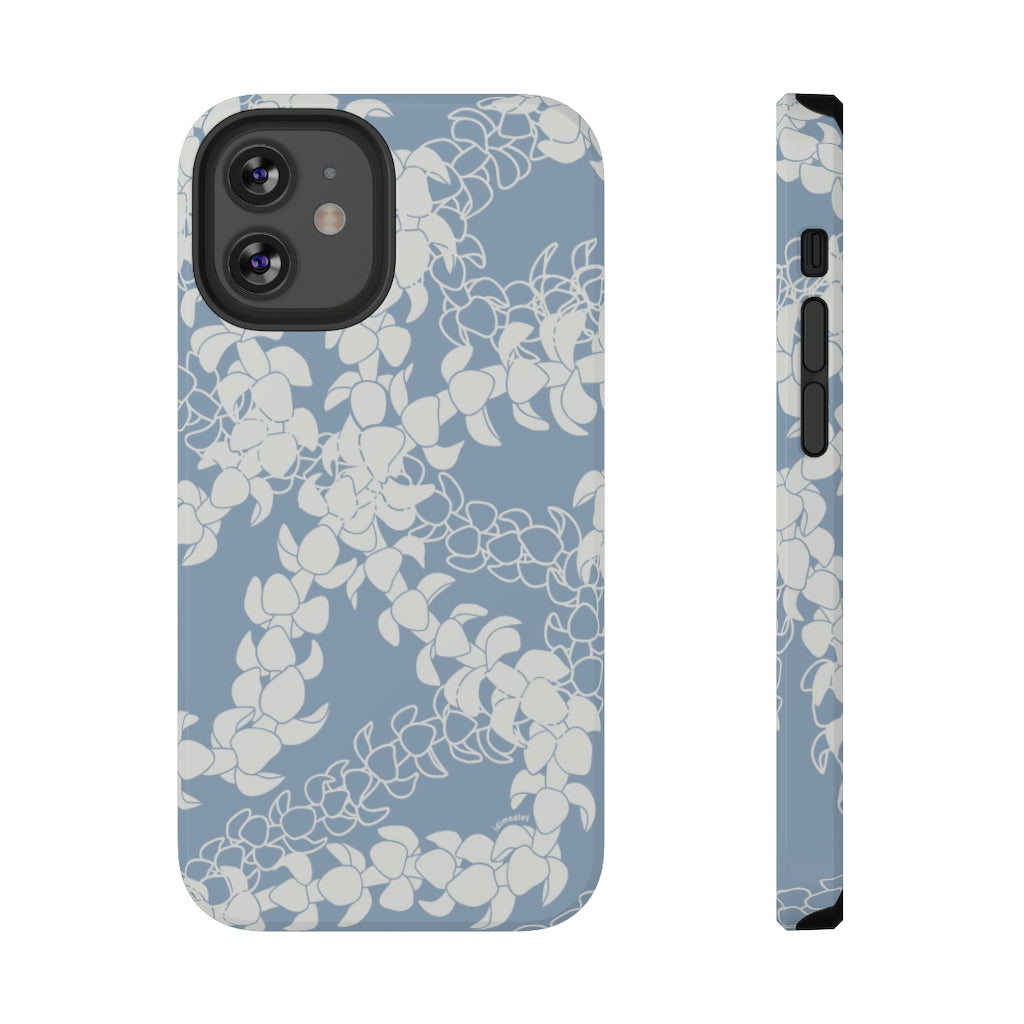 Puakenikeni Curvilinear Lei (Light Blue)