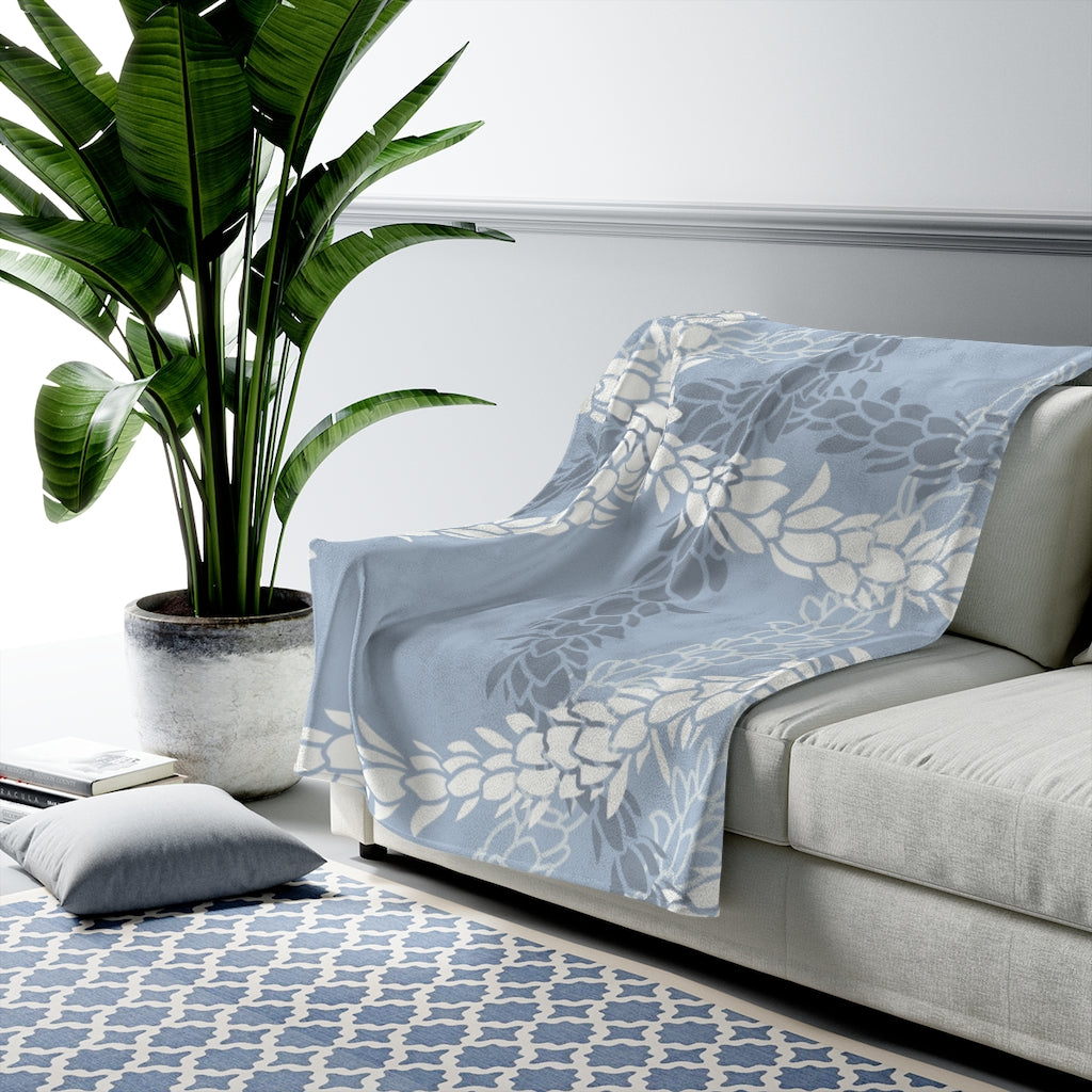 Velveteen Blanket- Pikake Wishes (Cyan Blue)