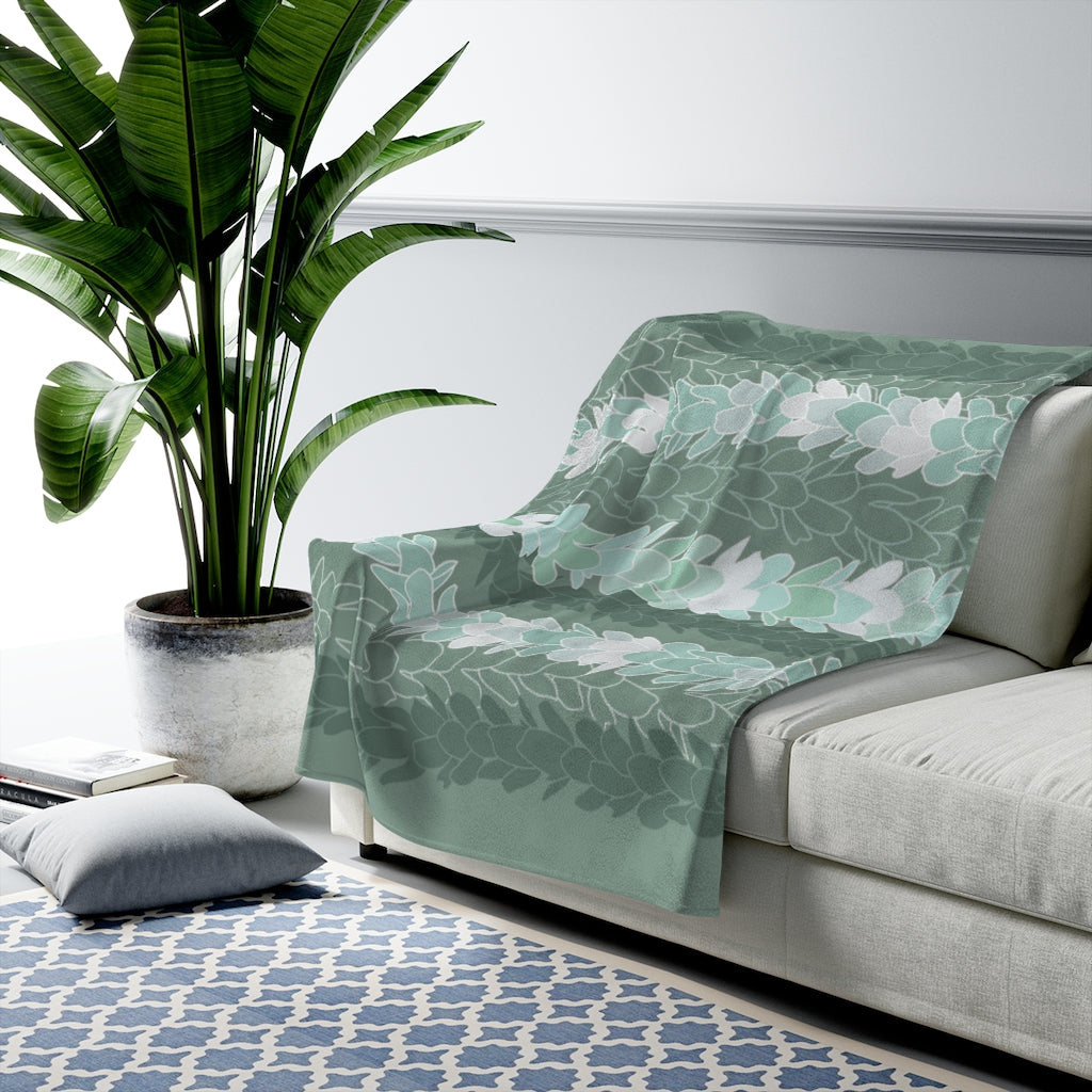 Velveteen Blanket- Pakalana Stringing Green