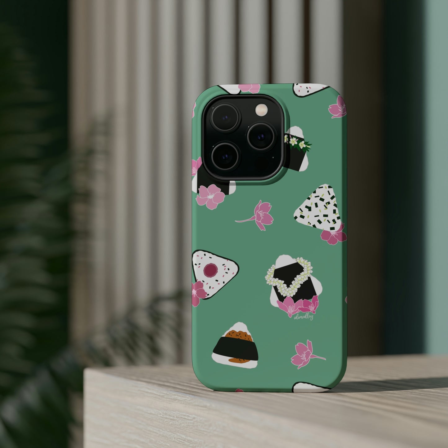 Musubi Medley (Limu Green), MagSafe