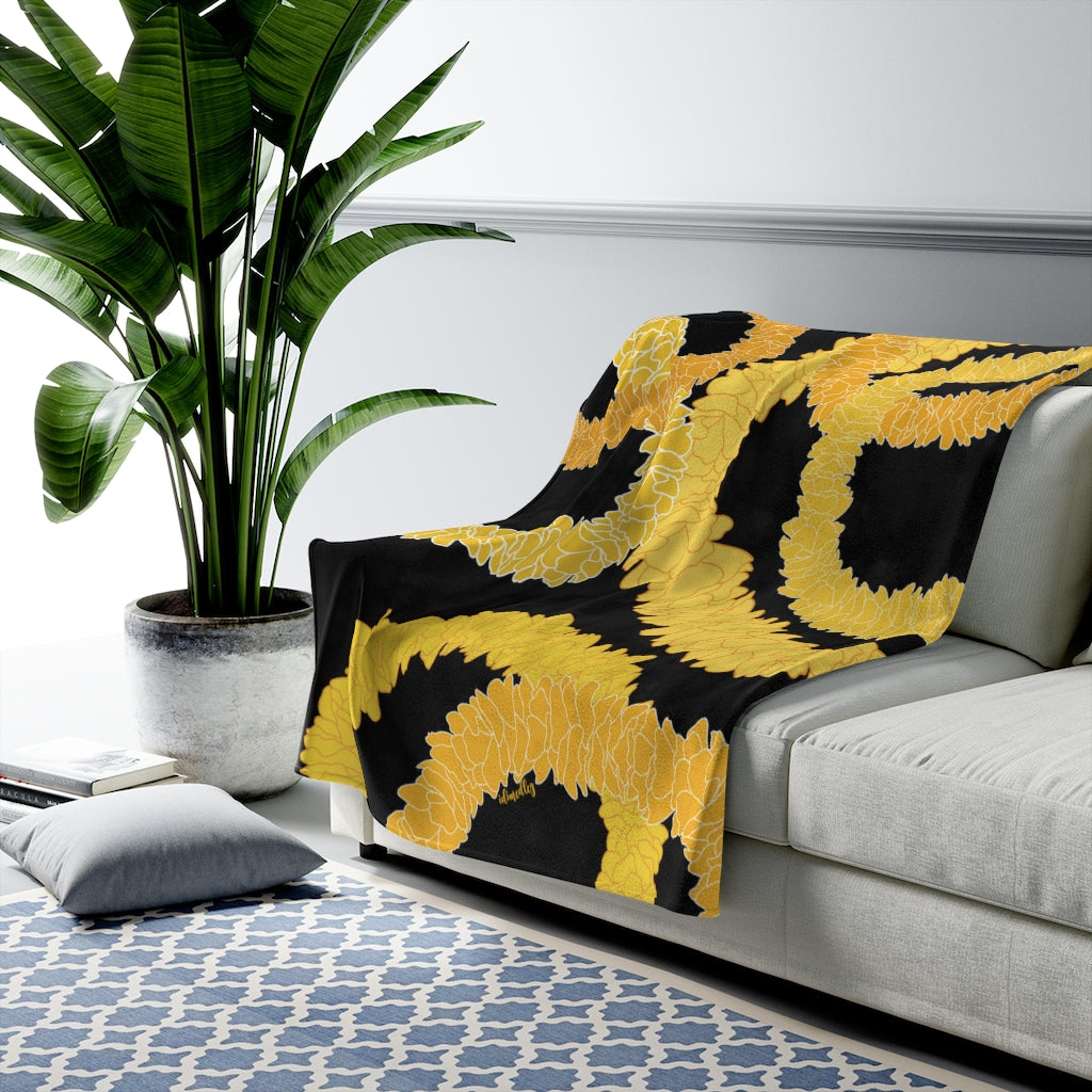 Velveteen Blanket- Ilima Lei (Black)