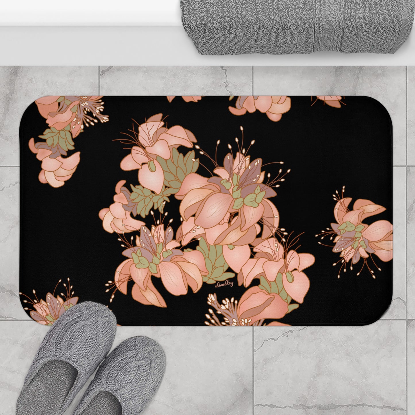 Bath Mat- Wili Wili in Black