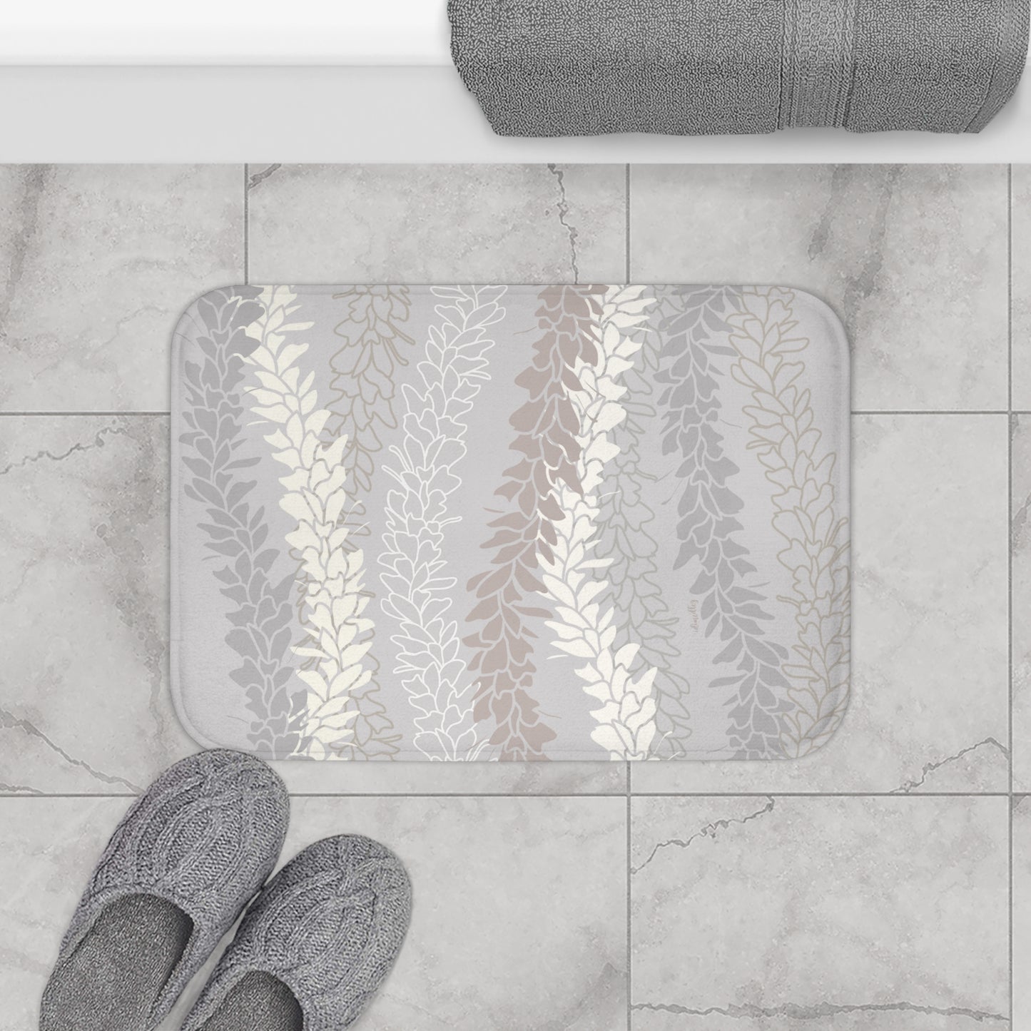 Bath Mat- White Ginger Kisses (Gray)