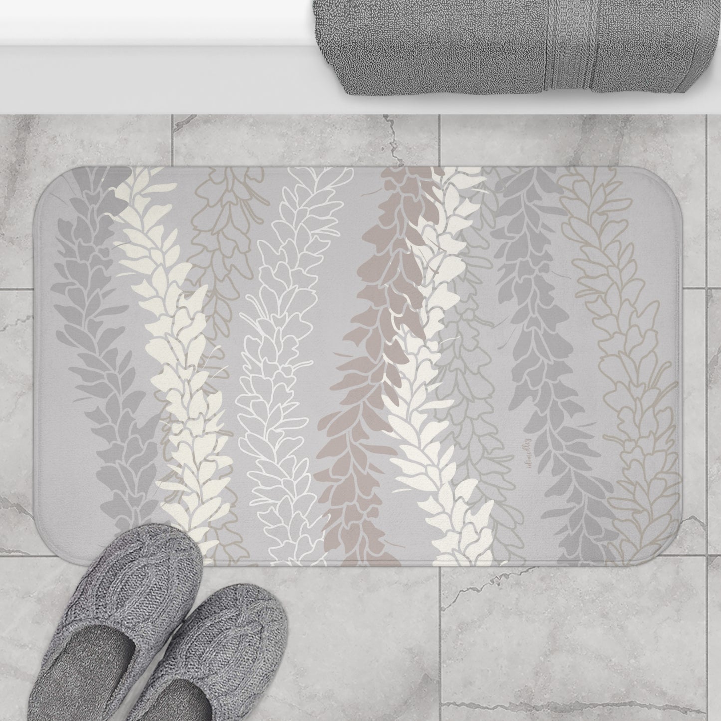 Bath Mat- White Ginger Kisses (Gray)