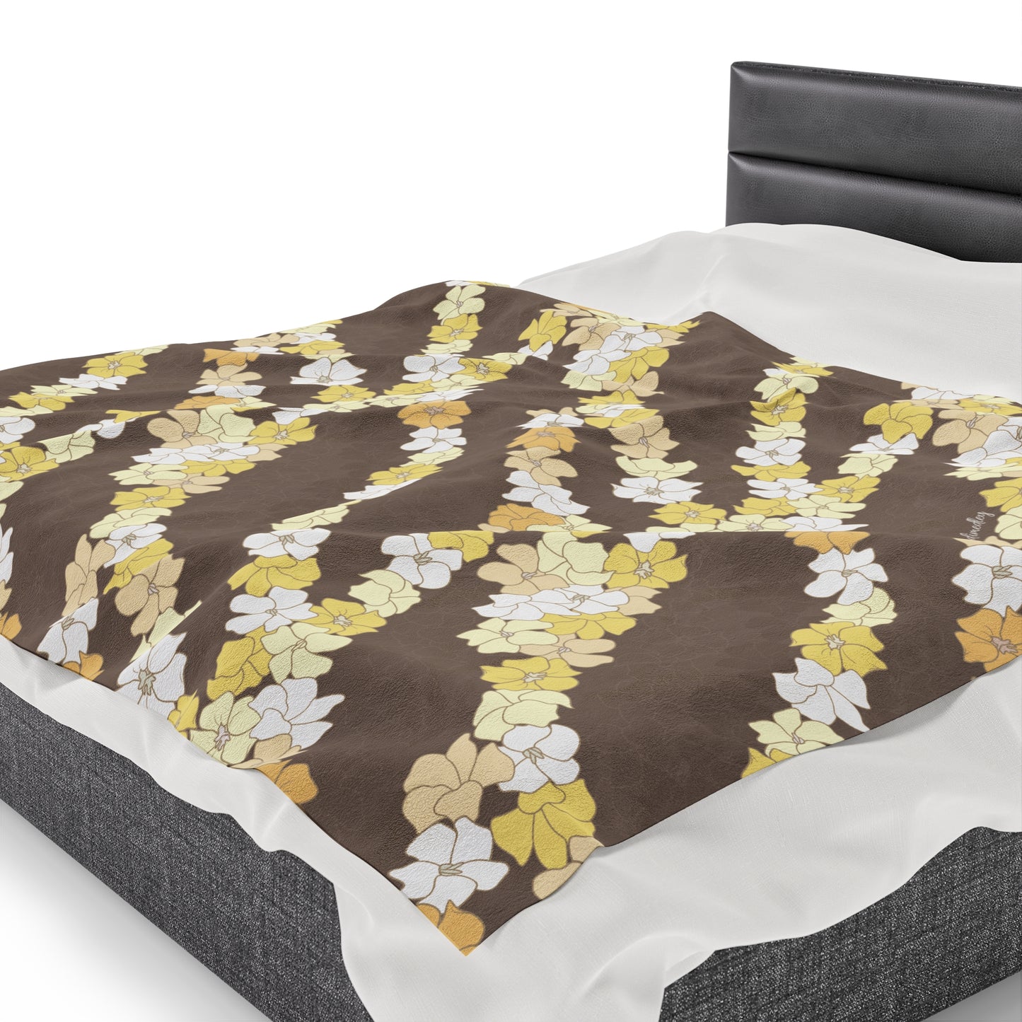 Incredibly Soft Blanket- Puakenikeni En Face Flower Leis in Brown