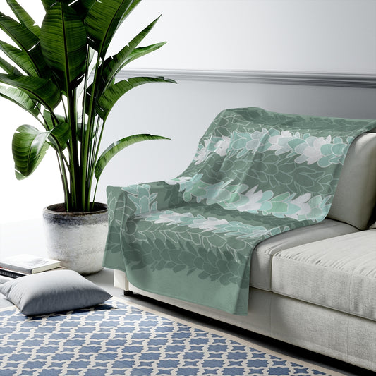 Incredibly Soft Velveteen Blanket- Pakalana Stringing Green